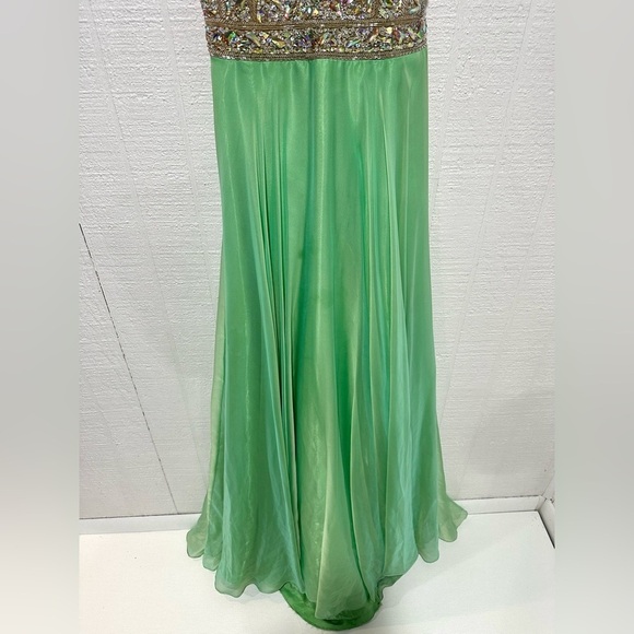 Tiffany Designs Green Embellished Prom formal Gown size 12 - Picture 4 of 16